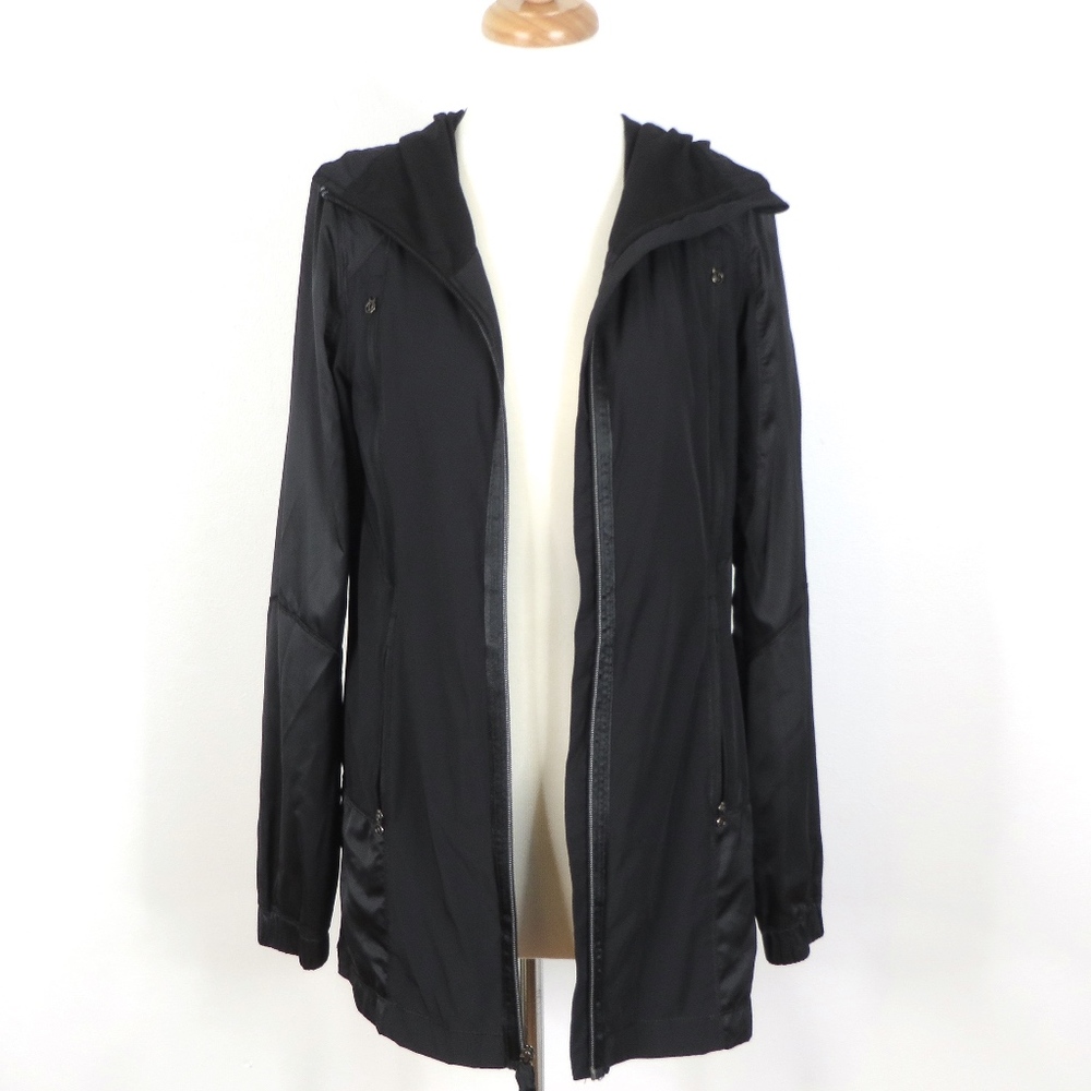 RARE Black Satin Hooded LULULEMON Apres Anorak Rain Topper Jacket Small 4/6